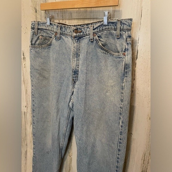 Levis Vintage 1997 Orange Tab Relaxed Fit 550 Mens Jeans- Light Wash size 38x30 - Picture 2 of 9